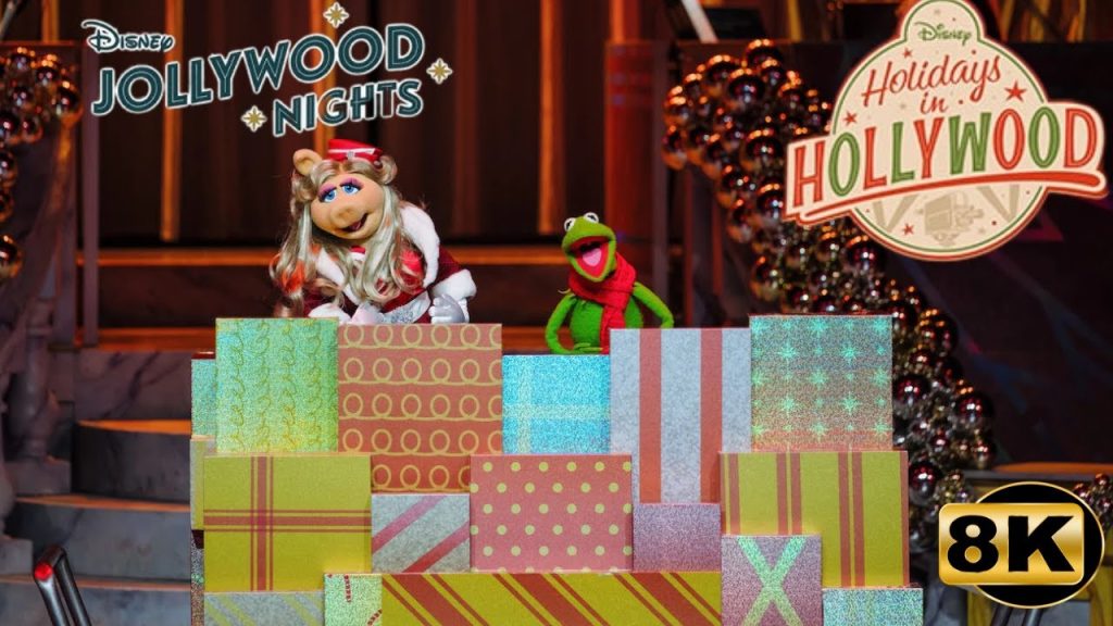 Disney Holidays in Hollywood Stage Show at Jollywood Nights 2025