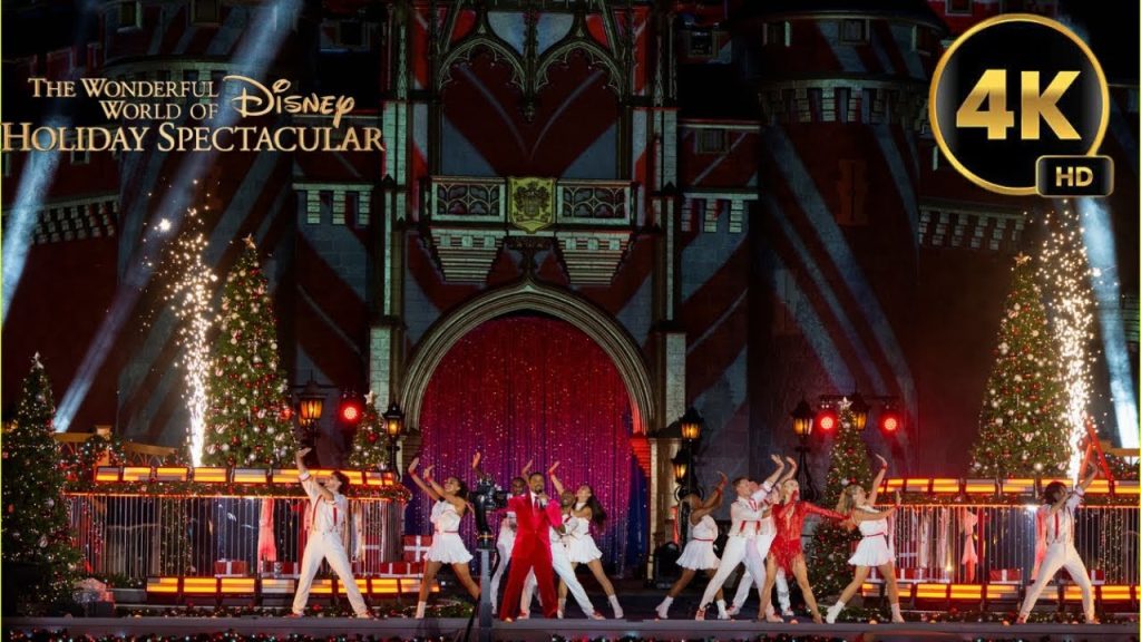 RAW! Julianne Hough and Alfonso Ribeiro – “Deck the Halls” / “Holly Jolly Christmas”