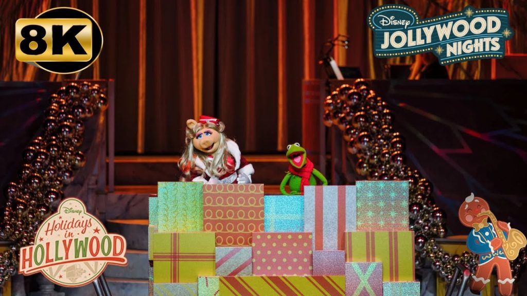 Disney Holidays in Hollywood Stage Show at Jollywood Nights 2024